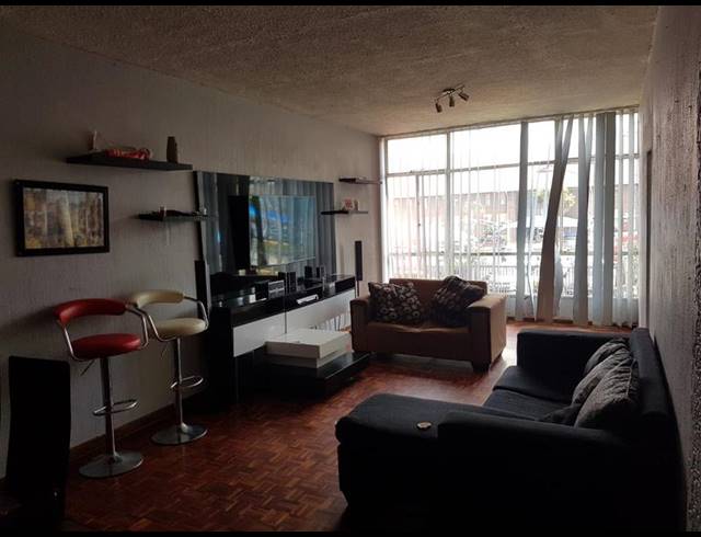 2 BEDROOM APARTMENT FOR SALE IN SYMHURST